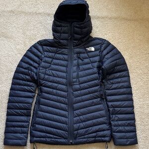 The North Face Women's Navy Puffer Jacket